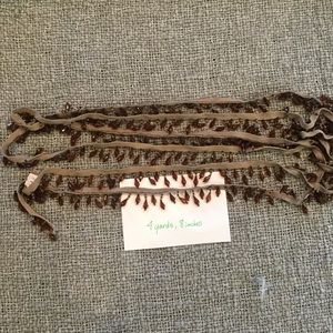 4 Yds, 8 in. Brown crystal-like trim